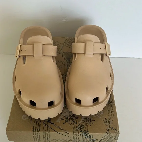 NWB Free People Karlie Buckle Clog size 7 - Picture 1 of 9